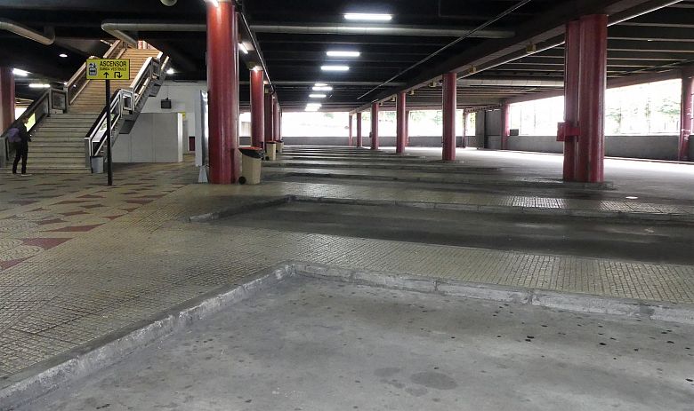 2017 06 27 FolgaAutobusesVigo02.JPG